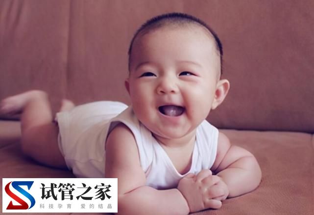 6-12个月宝宝“育儿关键词”，不同月龄养护重点及详细建议