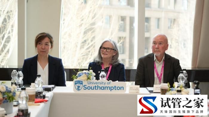 立足中国市场 海外学者谈留学生职业能力培育(图2)