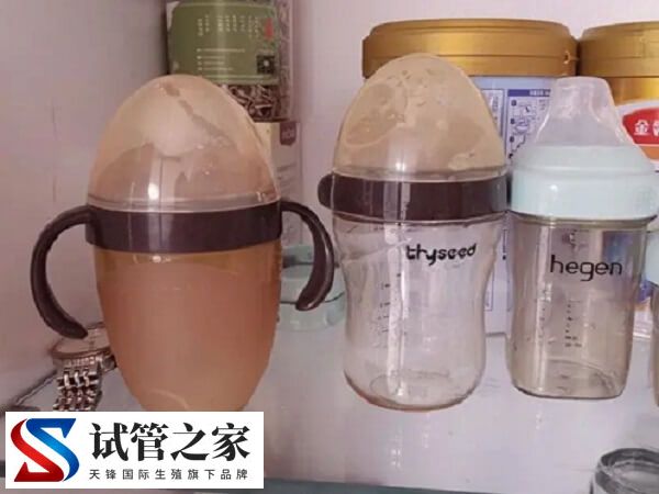 宝宝过早使用重力球奶瓶的危害是什么